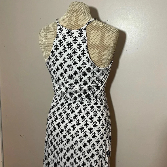 Old Navy Maxi Dress White with Black Print Size Small - Picture 3 of 5